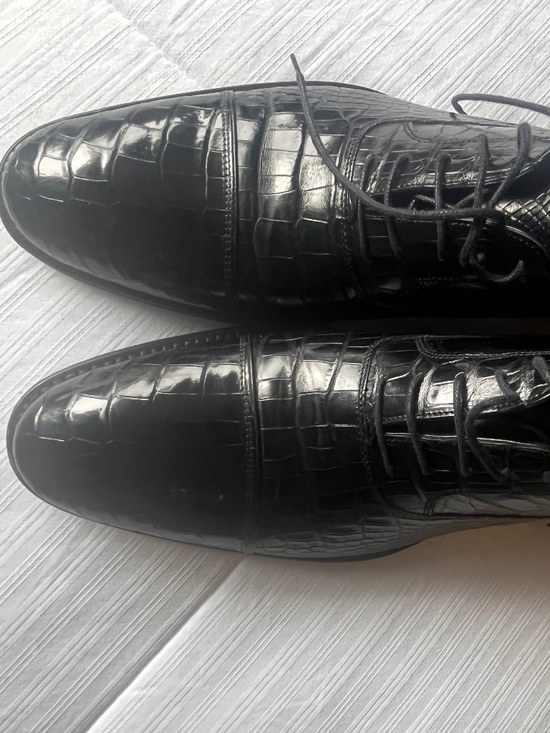 Caporicci Alligator cap-toe shoes size 9 1/2 main image 5